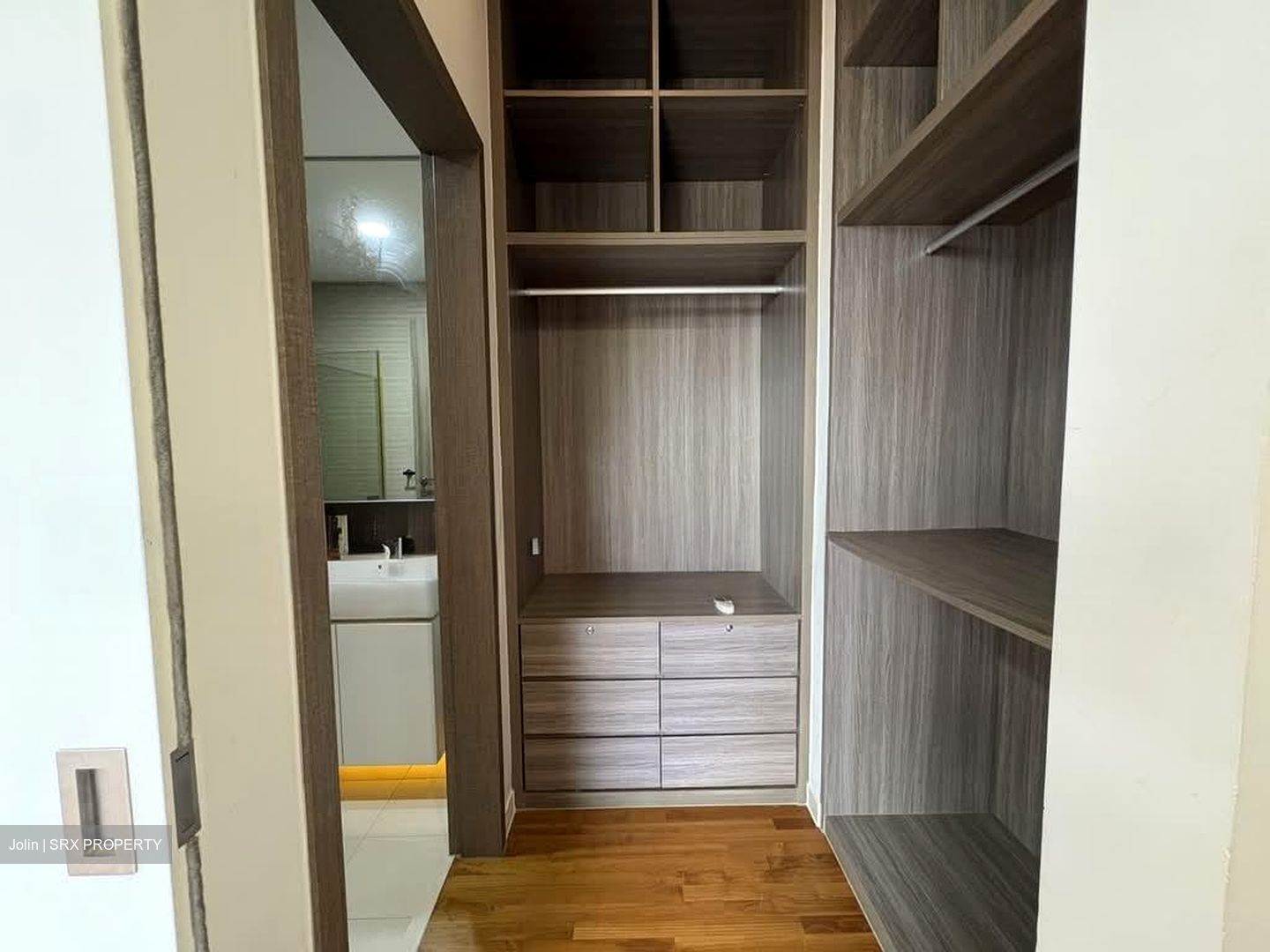Sky Vue (D20), Condominium #589414741